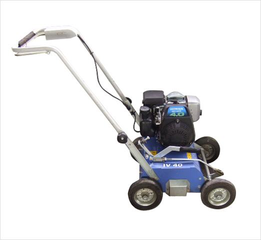 Vertikutierer Iseki - IV 40 Mietgerät